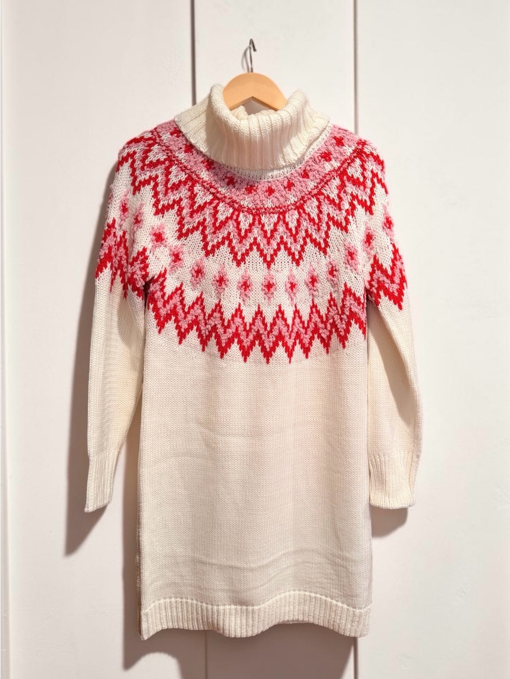 Francesca’s Fair Isle Sweater Dress NWT Women’s Medium Turtleneck Red & Pink